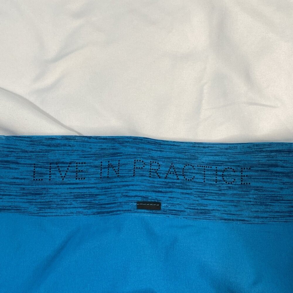 Lululemon Blue Current State Board shorts Men’s 36 Live In Practice - Picture 3 of 6